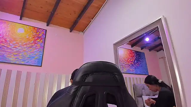 nina glow online show from 04-09-26, 11:16