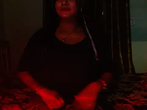 LIZNA 0 online show from 04-03-26, 04:13