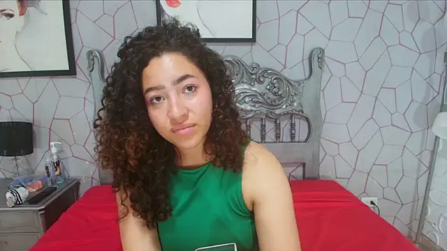 meganrousx online show from 04-12-26, 03:37