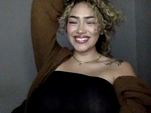 Maddy Beluci online show from 03-05-26, 05:04