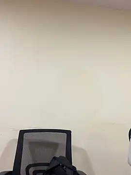 Sara Fernandez  online show from 03-10-26, 01:59