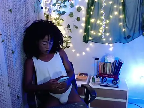 Snapshot of zafiro_blu chatting on 03-24-26, 02:06 zafiro blu online show from 03-24-26, 02:06