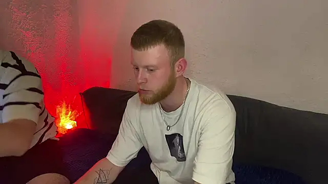 Adam ice online show from 04-08-26, 06:20