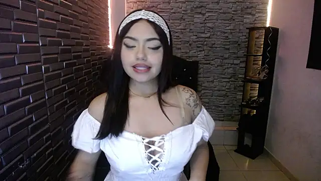  dark honey  online show from 03-03-26, 04:19