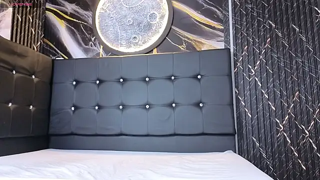 Karolyn rousse online show from 02-13-26, 12:38