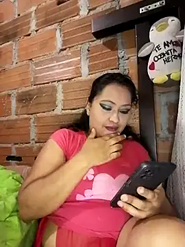 Snapshot of lilibetth chatting on 04-08-26, 02:18 lilibetth online show from 04-08-26, 02:18