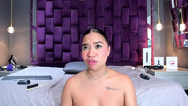 MiaWolton online show from 03-01-26, 07:30