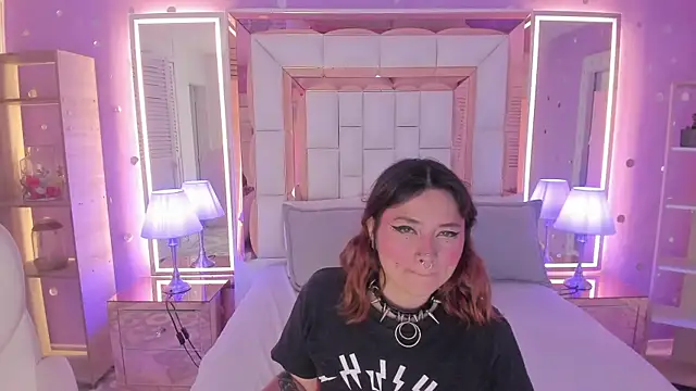 Goldentemptation  online show from 07-16-26, 07:44