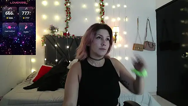 Sharma Amayra online show from 02-10-26, 07:35