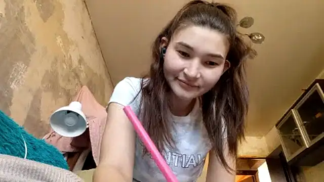 Snapshot of JessieLegend chatting on 02-05-26, 07:04 JessieLegend online show from 02-05-26, 07:04