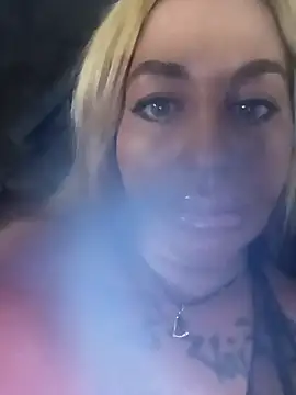 MiaMooly online show from 10-23-25, 03:21