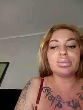 MiaMooly online show from 03-19-26, 03:01