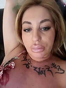 MiaMooly online show from 02-28-26, 01:22