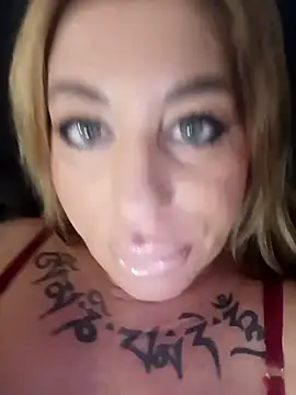 MiaMooly online show from 02-17-26, 02:58