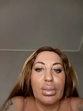 MiaMooly online show from 01-17-26, 03:59