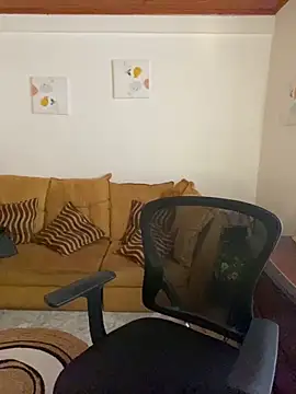 JulietaRiios online show from 04-05-26, 08:15