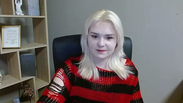 SweetLilyxo online show from 02-10-26, 02:27