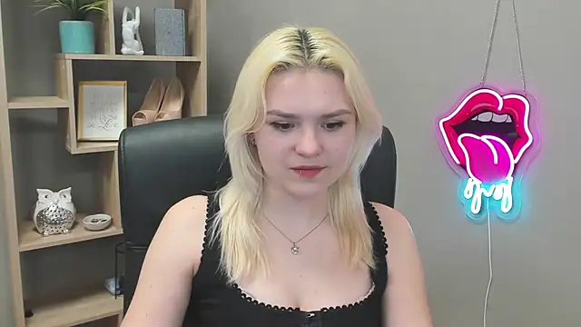 SweetLilyxo online show from 03-01-26, 02:39