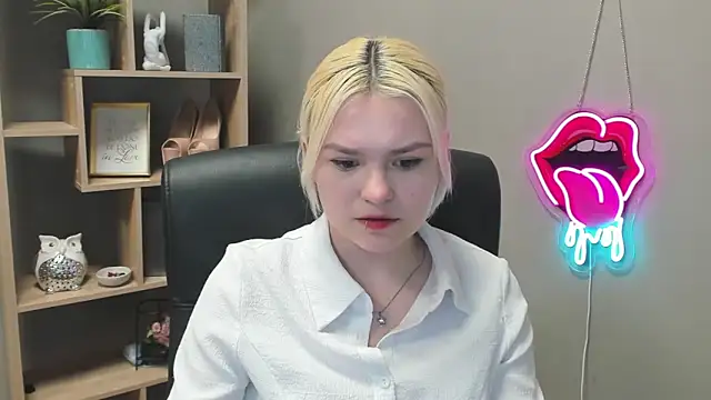 SweetLilyxo online show from 02-27-26, 02:39