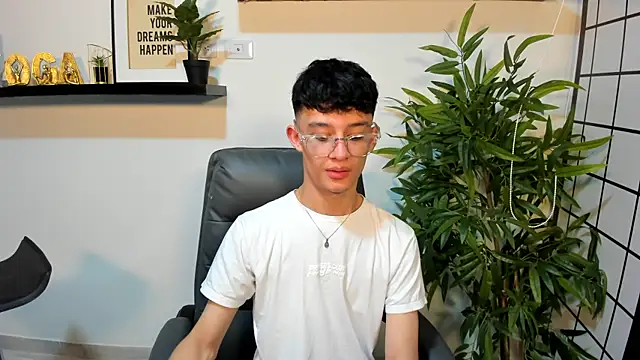 Patrick Howland  online show from 03-27-26, 03:37