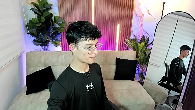 Patrick Howland  online show from 03-23-26, 03:28