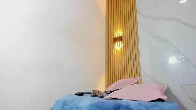 Jeus Stanley online show from 04-20-26, 03:20