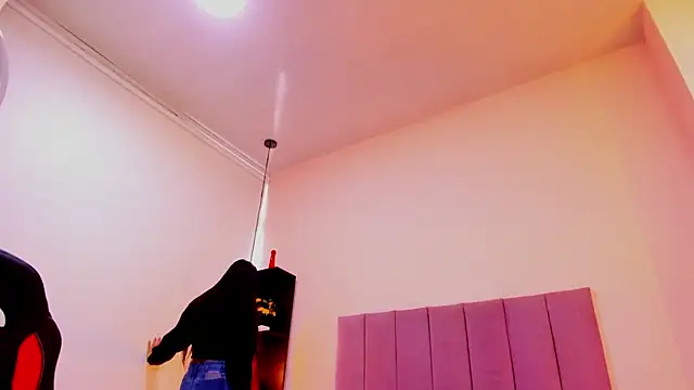 Raven love online show from 04-09-26, 08:04