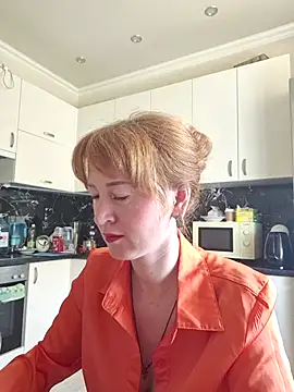 LanaBananaa  online show from 04-13-26, 11:14