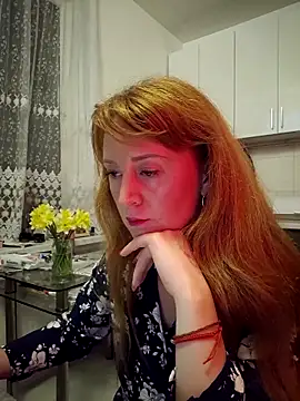 LanaBananaa  online show from 04-01-26, 08:39