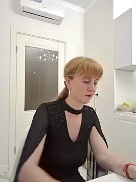 LanaBananaa  online show from 04-09-26, 07:20