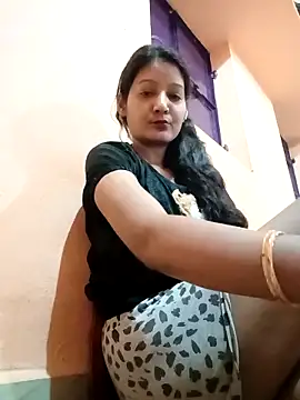 Snapshot of Ayesharani1 chatting on 04-02-26, 04:13 Ayesharani1 online show from 04-02-26, 04:13