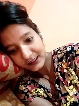 Snapshot of Ayesharani1 chatting on 03-13-26, 09:36 Ayesharani1 online show from 03-13-26, 09:36