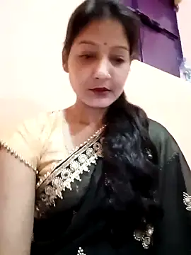 Snapshot of Ayesharani1 chatting on 04-04-26, 04:35 Ayesharani1 online show from 04-04-26, 04:35