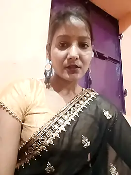 Snapshot of Ayesharani1 chatting on 04-12-26, 04:32 Ayesharani1 online show from 04-12-26, 04:32