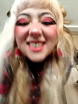 Snapshot of ciindy_ink chatting on 02-03-26, 04:45 ciindy ink online show from 02-03-26, 04:45