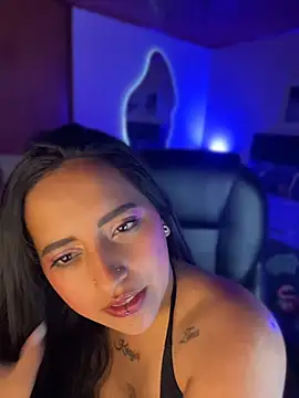 Annie Alicee online show from 04-09-26, 02:23