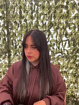 Annie Alicee online show from 02-10-26, 01:54