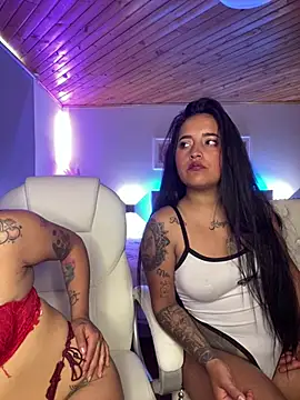 Annie Alicee online show from 02-17-26, 02:47