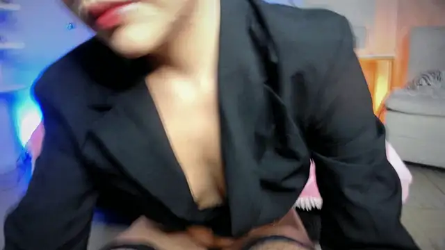niicole garner online show from 06-10-26, 04:30