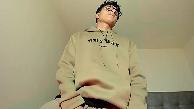 Adonibaskerville4 online show from 03-28-26, 01:56