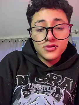 Adonibaskerville4 online show from 02-06-26, 11:12