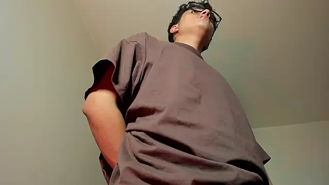 Adonibaskerville4 online show from 04-10-26, 01:51