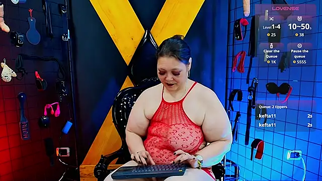 Judith Mature bdsm online show from 02-07-26, 04:20