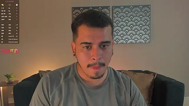 Snapshot of Chriss_Hunt chatting on 02-04-26, 02:17 Chriss Hunt online show from 02-04-26, 02:17