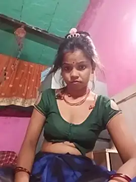 Snapshot of Cut_ikina chatting on 06-24-26, 04:27 Cut ikina online show from 06-24-26, 04:27