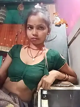 Snapshot of Cut_ikina chatting on 05-10-26, 09:49 Cut ikina online show from 05-10-26, 09:49