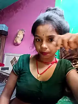 Snapshot of Cut_ikina chatting on 04-28-26, 06:40 Cut ikina online show from 04-28-26, 06:40