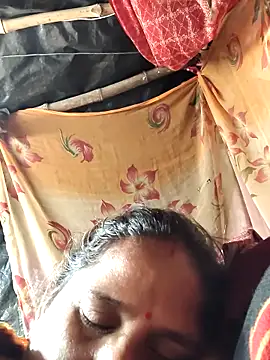 Hot kiran4 online show from 03-18-26, 09:15