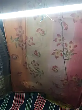 Hot kiran4 online show from 04-10-26, 11:56