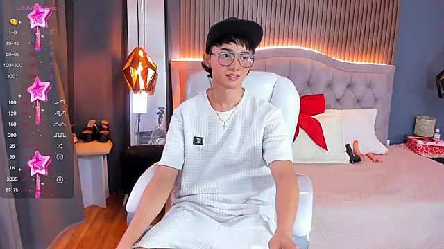 Noa 03 online show from 06-01-26, 06:18